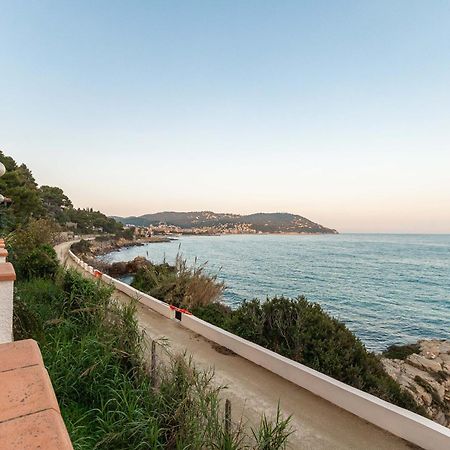 C22 Beachfront Villa - Spa Bath, Pool, Private Beach, Parking Free Marina dʼMarina dʼAndora エクステリア 写真