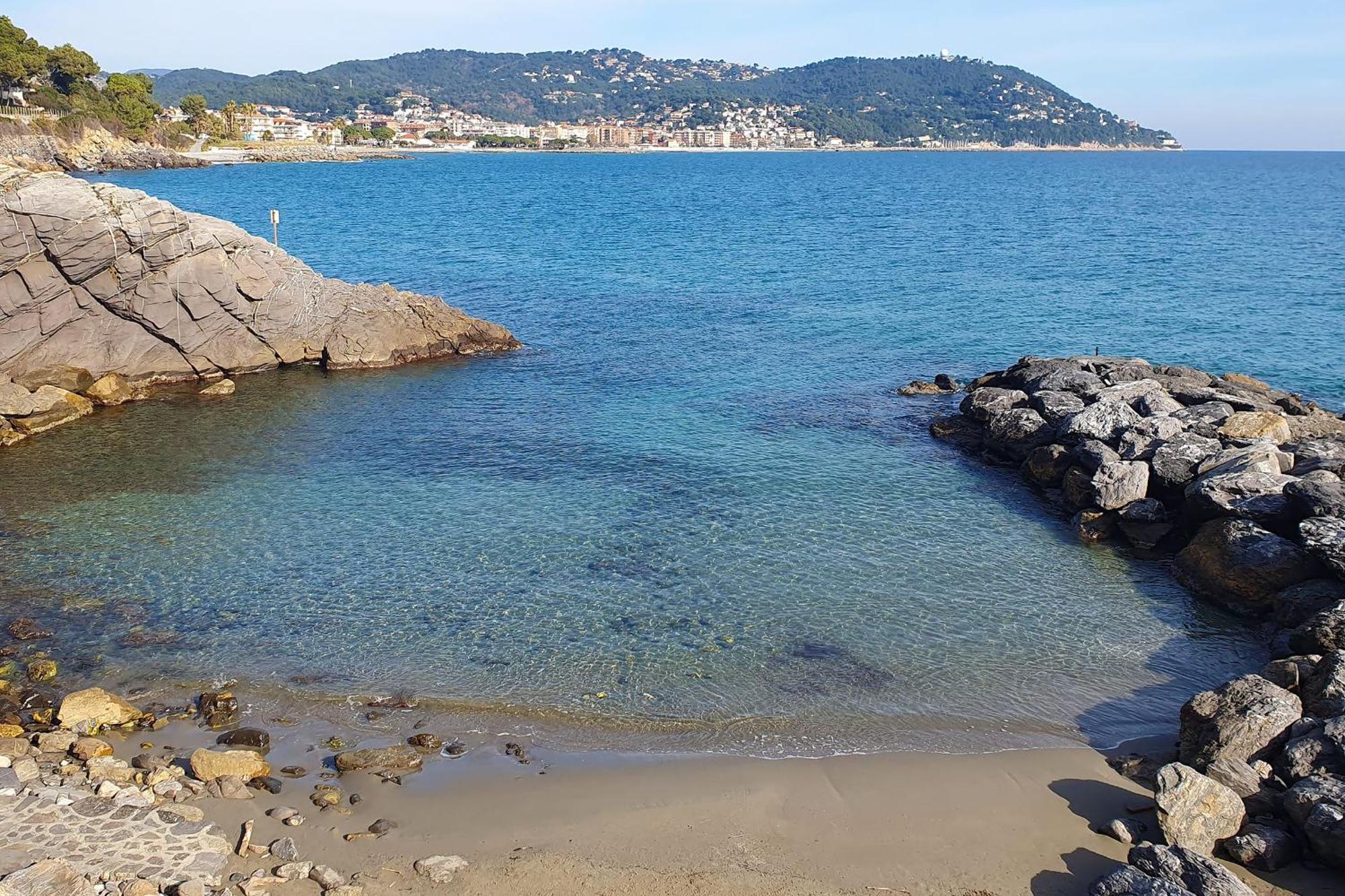 C22 Beachfront Villa - Spa Bath, Pool, Private Beach, Parking Free Marina dʼMarina dʼAndora エクステリア 写真