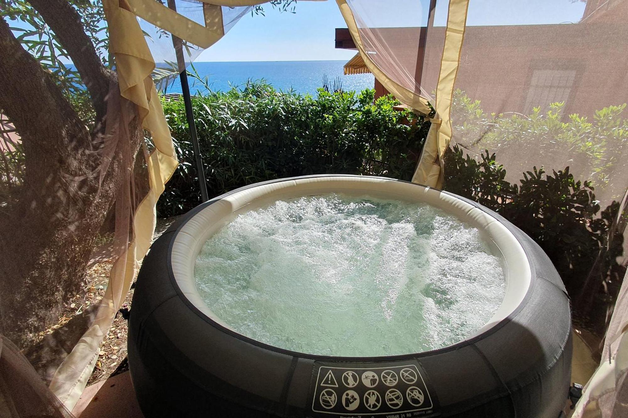 C22 Beachfront Villa - Spa Bath, Pool, Private Beach, Parking Free Marina dʼMarina dʼAndora エクステリア 写真